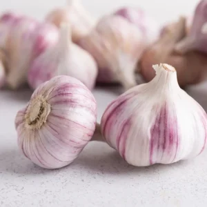 4 Red Russian Garlic Bulbs for Planting - Hardneck Garlic for Gardening - Image 1